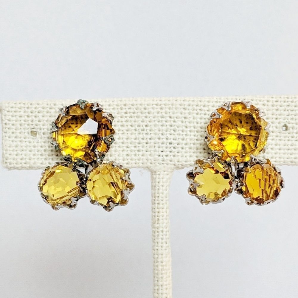 Vntg Continental Amber Yellow Screw back Earrings